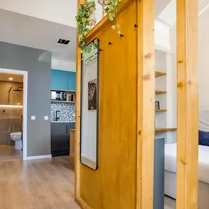 hostellicious-studio.hotelaalgarve.com/